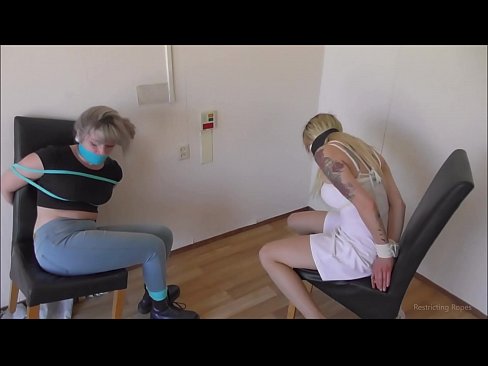 ❤️ Kev quav yeeb quav tshuaj / khi thiab gagged / damsel nyob rau hauv kev nyuaj siab ❤️❌  Fucking  ntawm hmn.xxx-wow-net.ru%